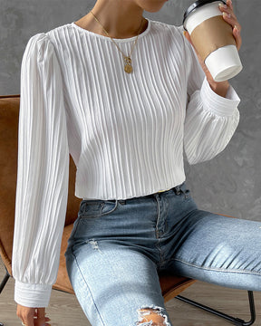 Plain blouse with lantern sleeve