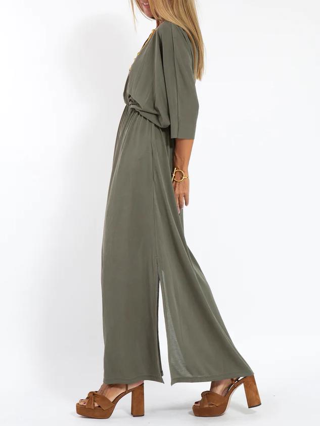 Valéria Elegant Maxi Dress